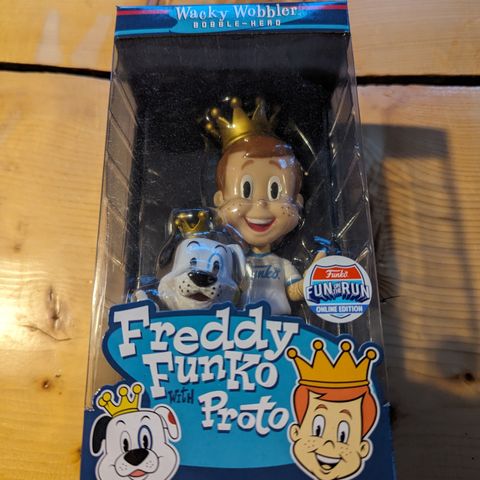 Funko Fun on the Run Exclusive: Wacky Wobbler Freddy Funko with Proto