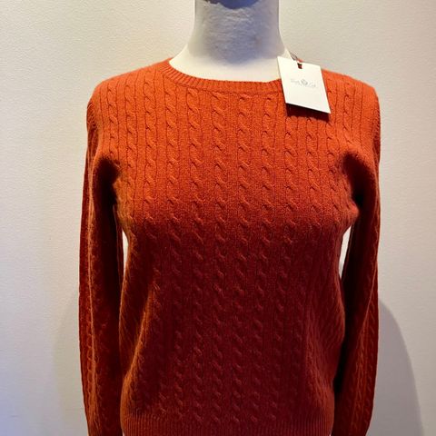 Ny oransje / koral genser i 100 % Cashmere fra Gerts Oslo