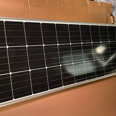 solcellepanel 135w med mppt regulator