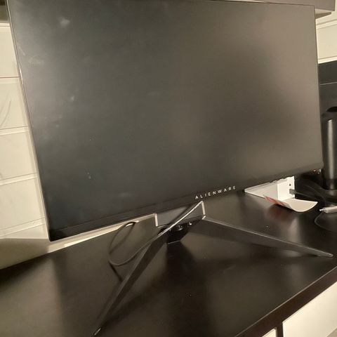 Alienware 240Hz - Gaming skjerm