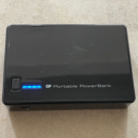 GP Batteries GP302 - 12000 mAh Powerbank