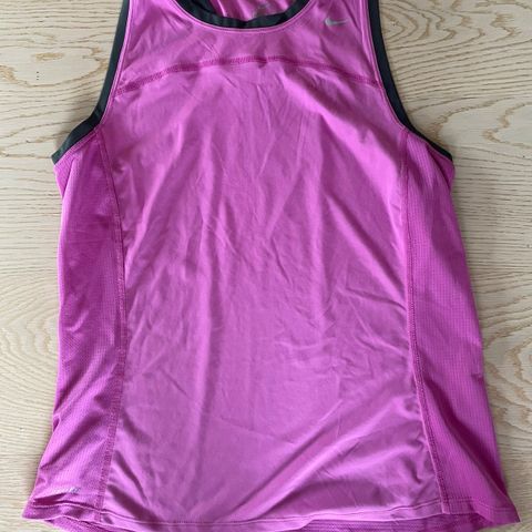 Nike singlet str L