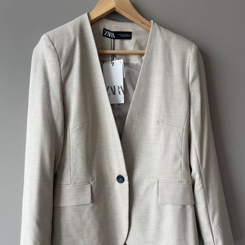 Zara Blazer helt ny