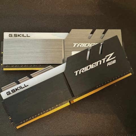 G.Skill TridentZ DDR4 - 16GB (2x8GB)-3200MHz