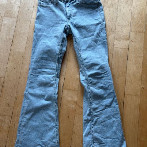 jeans jente 8-9 år