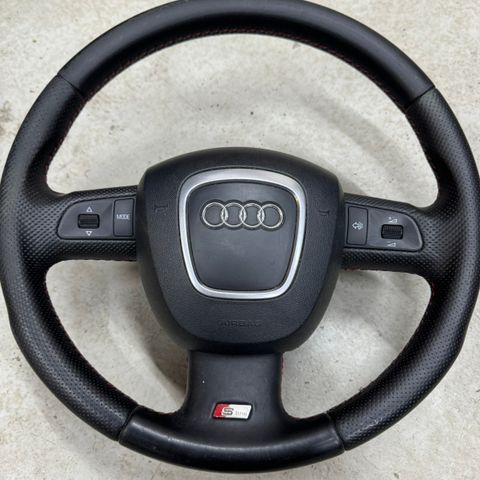 Audi A4 S- line ratt med airbag