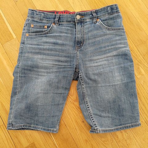 Shorts, Str 16, fra Levis