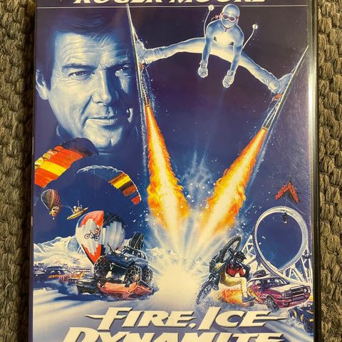 [DVD] Fire, Ice and Dynamite - 1990 (norsk tekst)