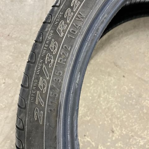 2 x 275/35R22 Pirelli Scorpion