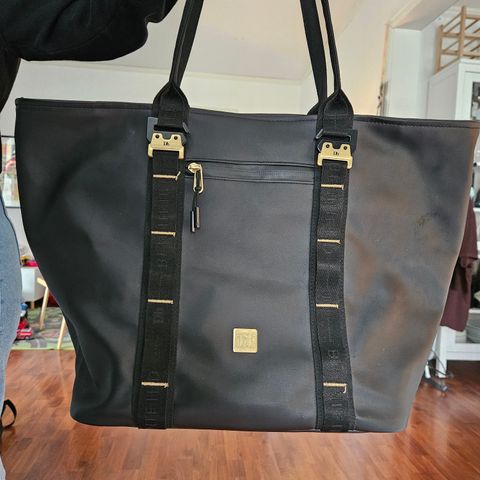 DB/Douchebag Bennified 2.0 Sidekick (The Æra) 25L Tote