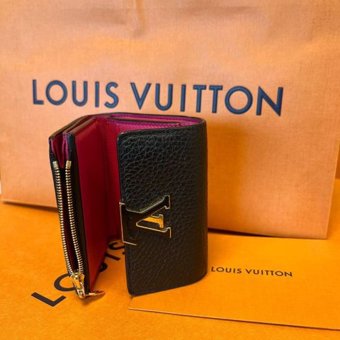 Louis Vuitton (LV) lommebok Capucines Compact Wallet