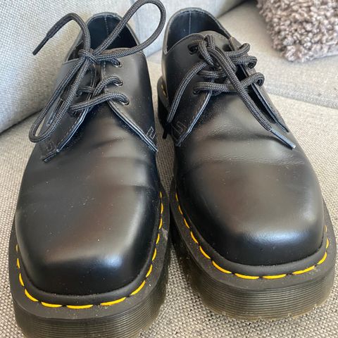 Nye ubukte Dr. Martens