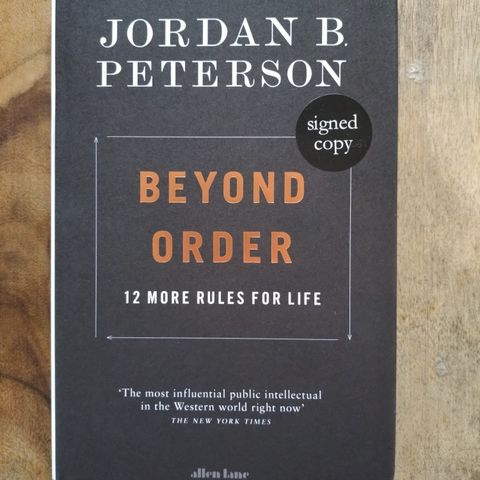 Jordan B Peterson signert bok, på Engelsk Beyond Order