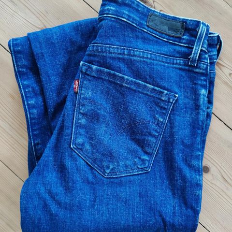 Levis 721 - high rise skinny str.26