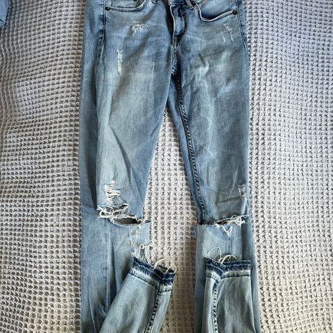 Jeans fra H&M, str 25/32