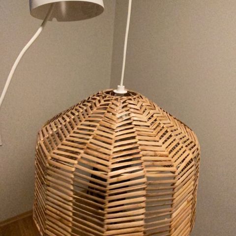 Lampe, brukt over spisebord