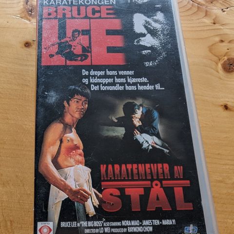 Karatekongen Bruce Lee - Karatenever av Stål