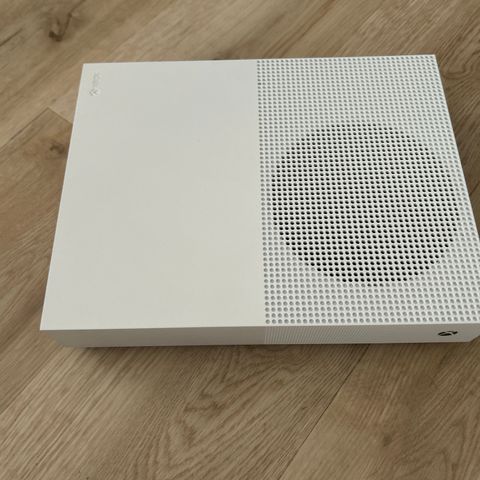 X Box One S 1TB all digital console- Helt ny!