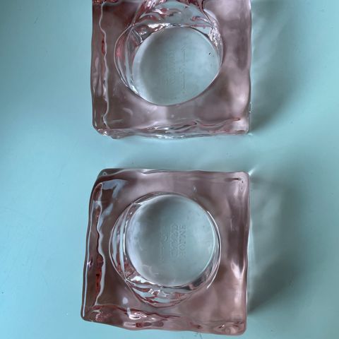 Rosa glass lysestaker til telys fra Holmegaard