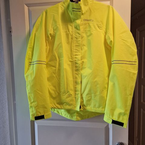 Craft Hurricane rain jacket W. Dame. str. M. Ny. Ny pris kr. 1.400,-
