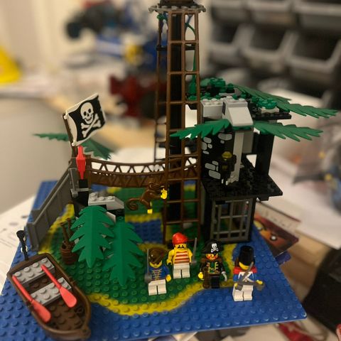 Lego 6270 Forbidden island