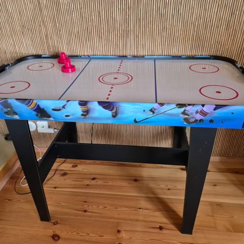 Air hockey