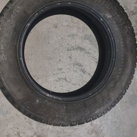 Vinterdekk Continental 215/65 R16