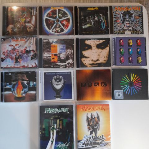 Marillion - CD og DVD 50-100 kr