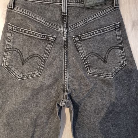 Levis Hight waisted jeans