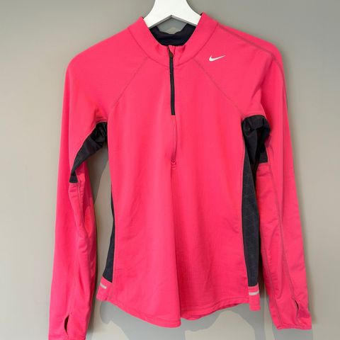 Nike treningsgenser, str S