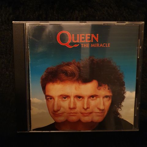 QUEEN CD