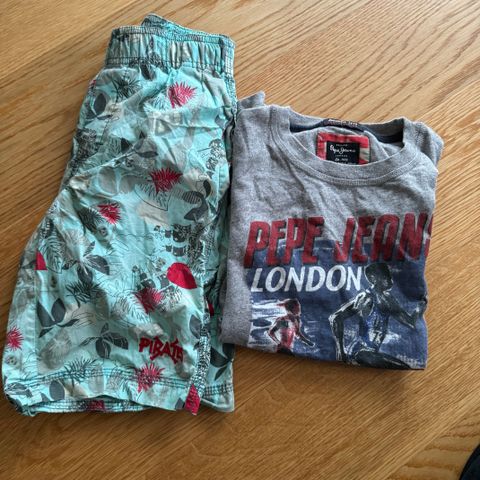 Lego Wear shorts og Pepe jeans T-skjorte