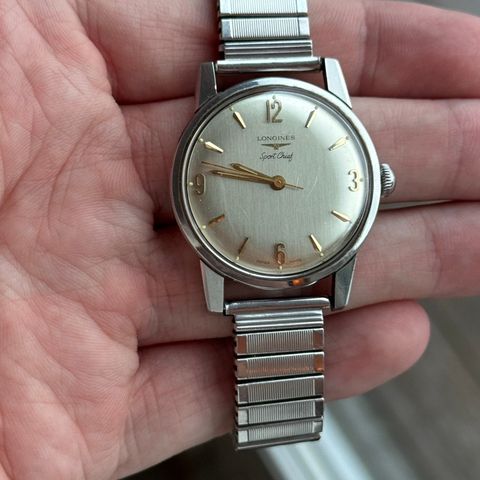 Vintage mekanisk Longines Sport Chief! Legg merke til skiven med 12 - 3 - 6 - 9