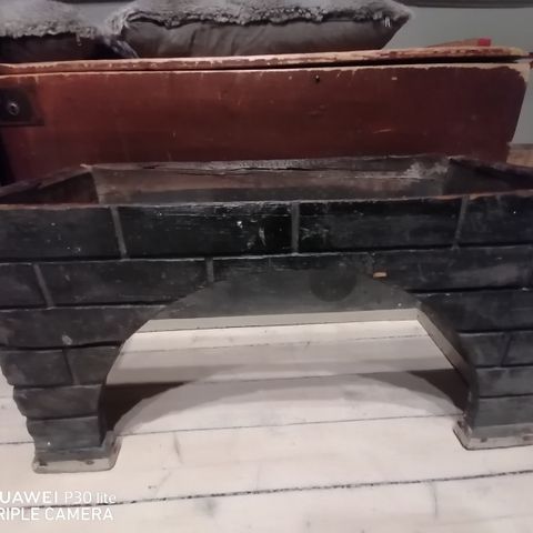 Antikk ovnskrakk, 1700 eller tidlig 1800 talls