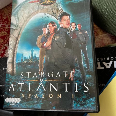 Stargate Atlantis sesong 1