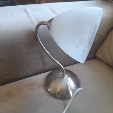 Ny vegg lampe