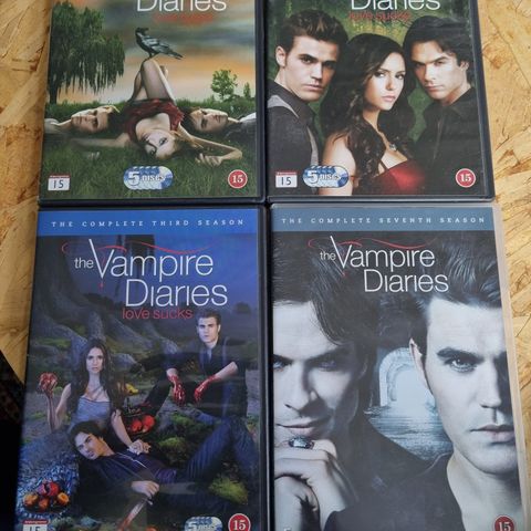 The Vampire Diaries komplett sesong 1, 2, 3 og 7