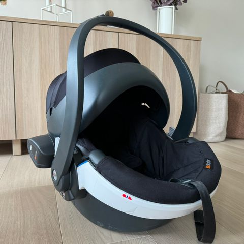 BeSafe iZi Go Modular X2 i-Size med ISOfix base