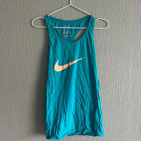 Nike topp str S