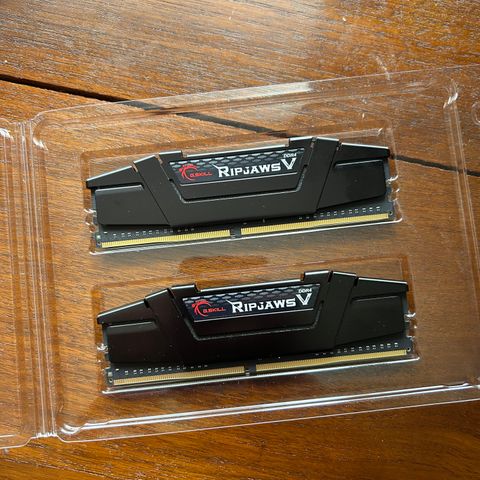 Ripjaws V - DDR4 3200 - 16 GB: 2 x 8 GB