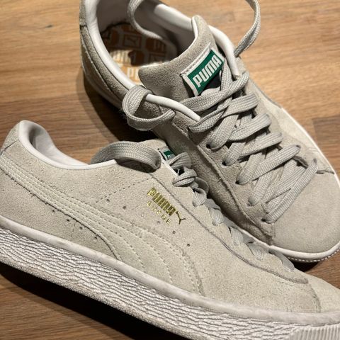 Puma sneakers