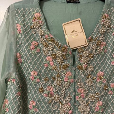 Helt ny Agha Noor kurti/bluse/kameez