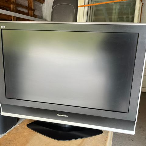 Panasonic Tv flatskjerm 32"