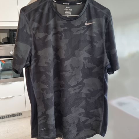 Nike t-skjorte