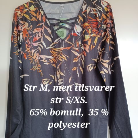 Sort topp - flerfarget str M selges kr 150