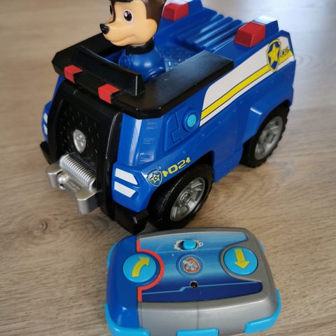 Fjernstyrt Paw Patrol bil