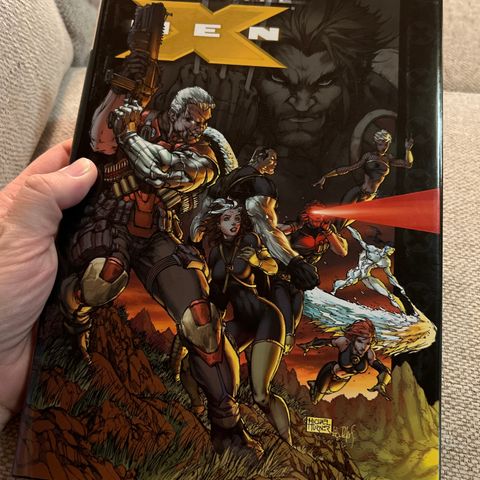 Ultimate X-Men vol 8