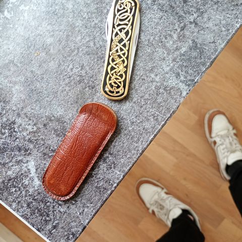 Antikk kniv fra Sverige