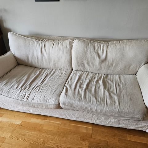 Fin sofa gies vekk