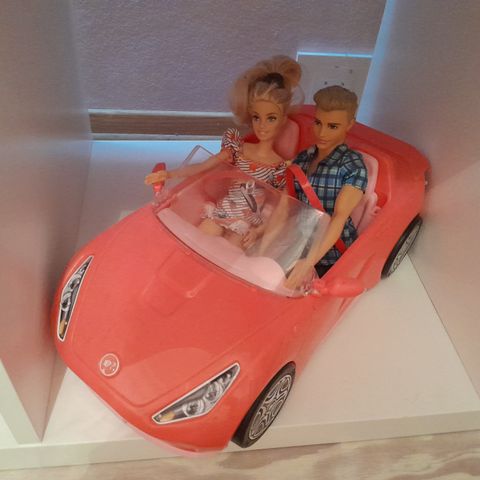 barbie med ken, barbie i bil, dukke, leker, figurer